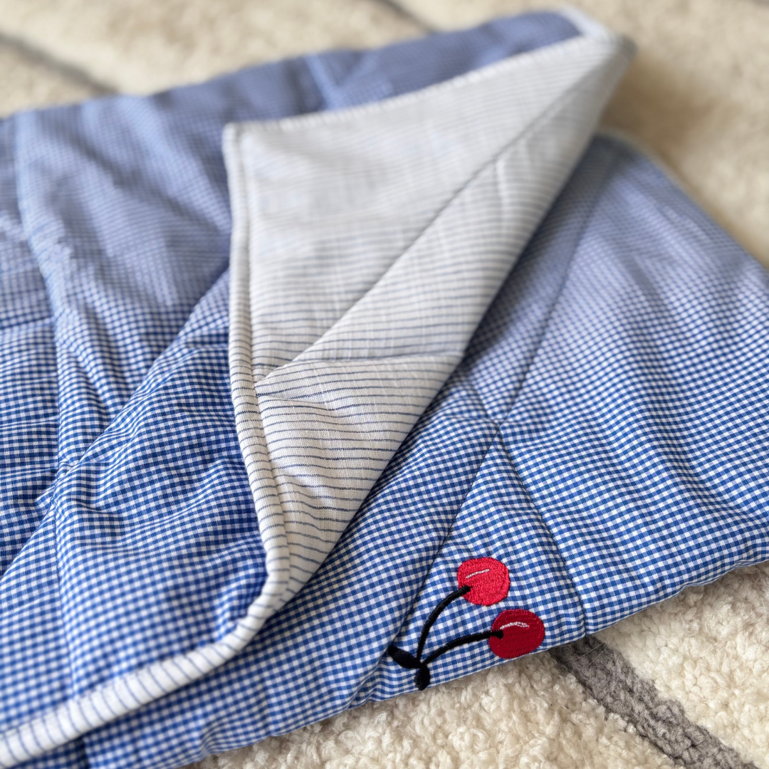 PoochMate UAE | Soft puppy blankets Dubai