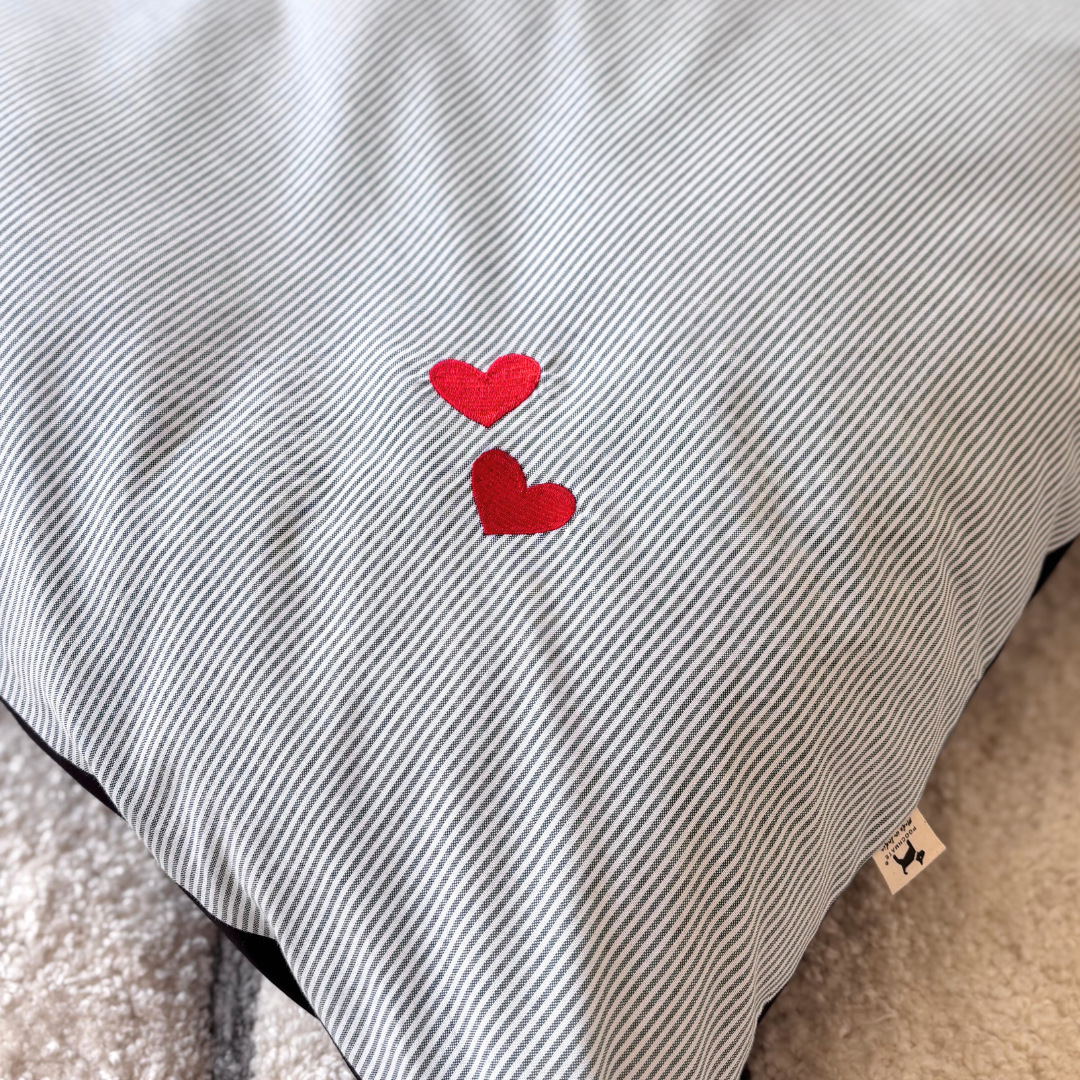 Cotton Dog Beds Dubai | Dog beds with removable covers Dubai