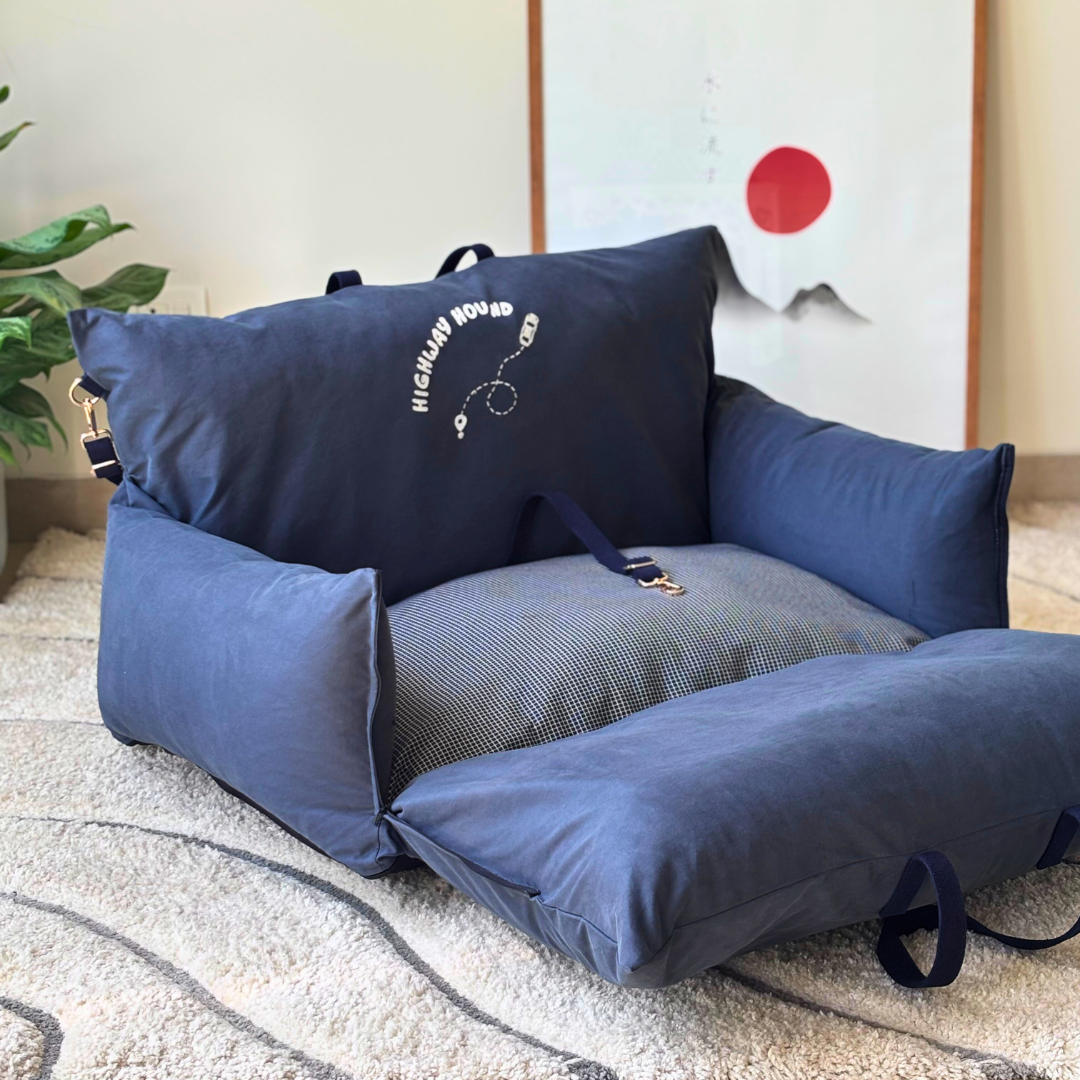 Dog Car Seats online Dubai | Washable dog car seats | PoochMate Travel Bed| Car seats for large dogs Dubai