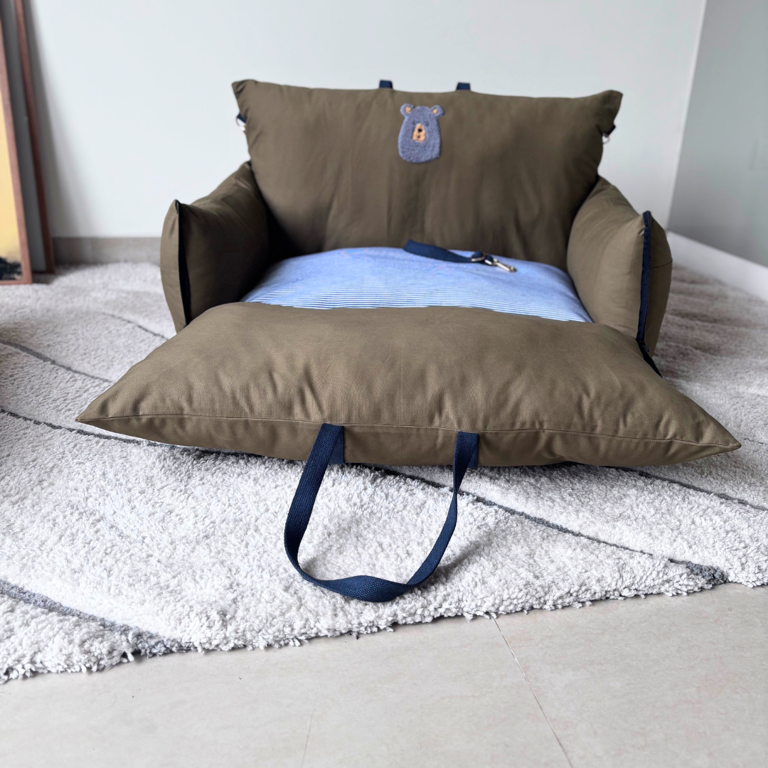 PoochMate Travel beds | PoochMate UAE | Car seats for large dogs Dubai