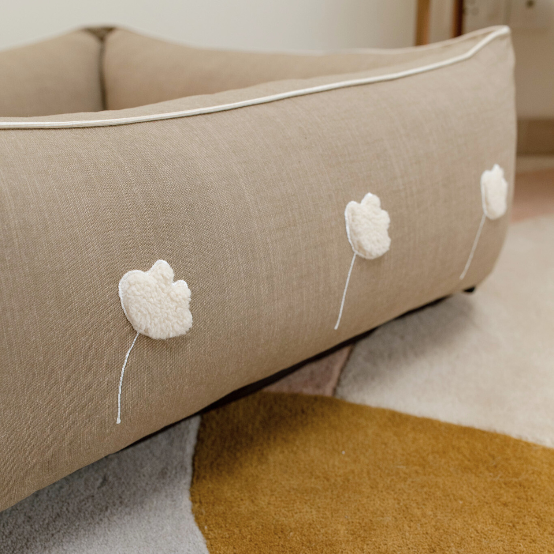 PoochMate OAK BOHO Sawdust Linen Dog Bed : Dandelions