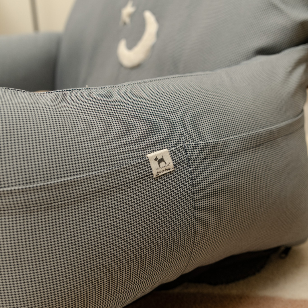 OAK BOHO Holiday Travel Bed for Small Dogs : Blue Herringbone Moon Star