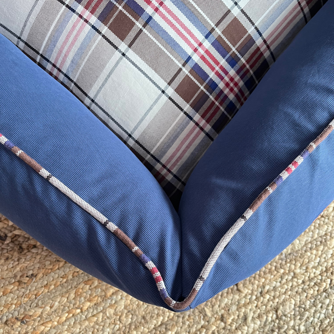 PoochMate OAK 3.0 : Little Dinos Blue & Beige Bolster Dog Bed : Small