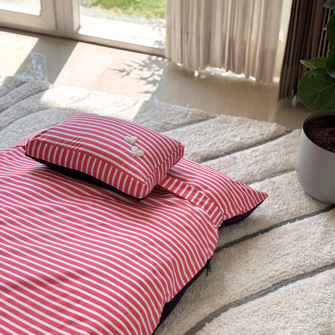 Flat Dog Beds online Dubai | Luxury Cotton Dog Beds online UAE