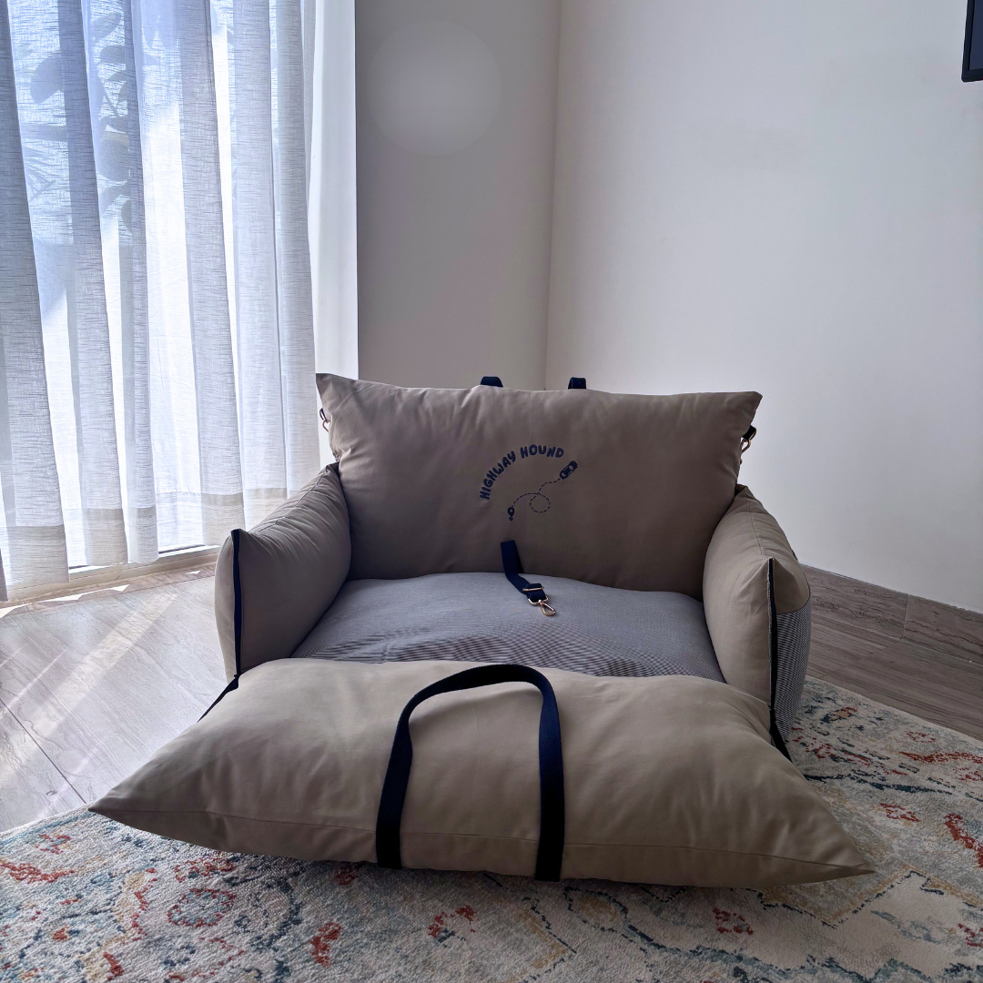 PoochMate Travel Bed for Large Dogs : Sawdust Highway Hound