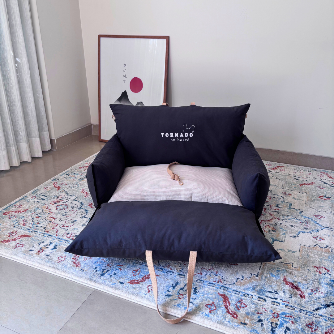 Dog Travel beds online Dubai | Car Seats for large dogs online Dubai| Dog Car Seats online Dubai| PoochMate Travel Beds
