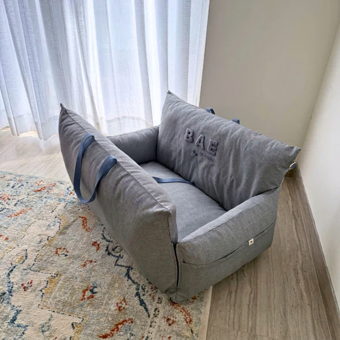 Dog Travel Beds | Car seats for dogs online Dubai | Large dog car seats Dubai| PoochMate UAE