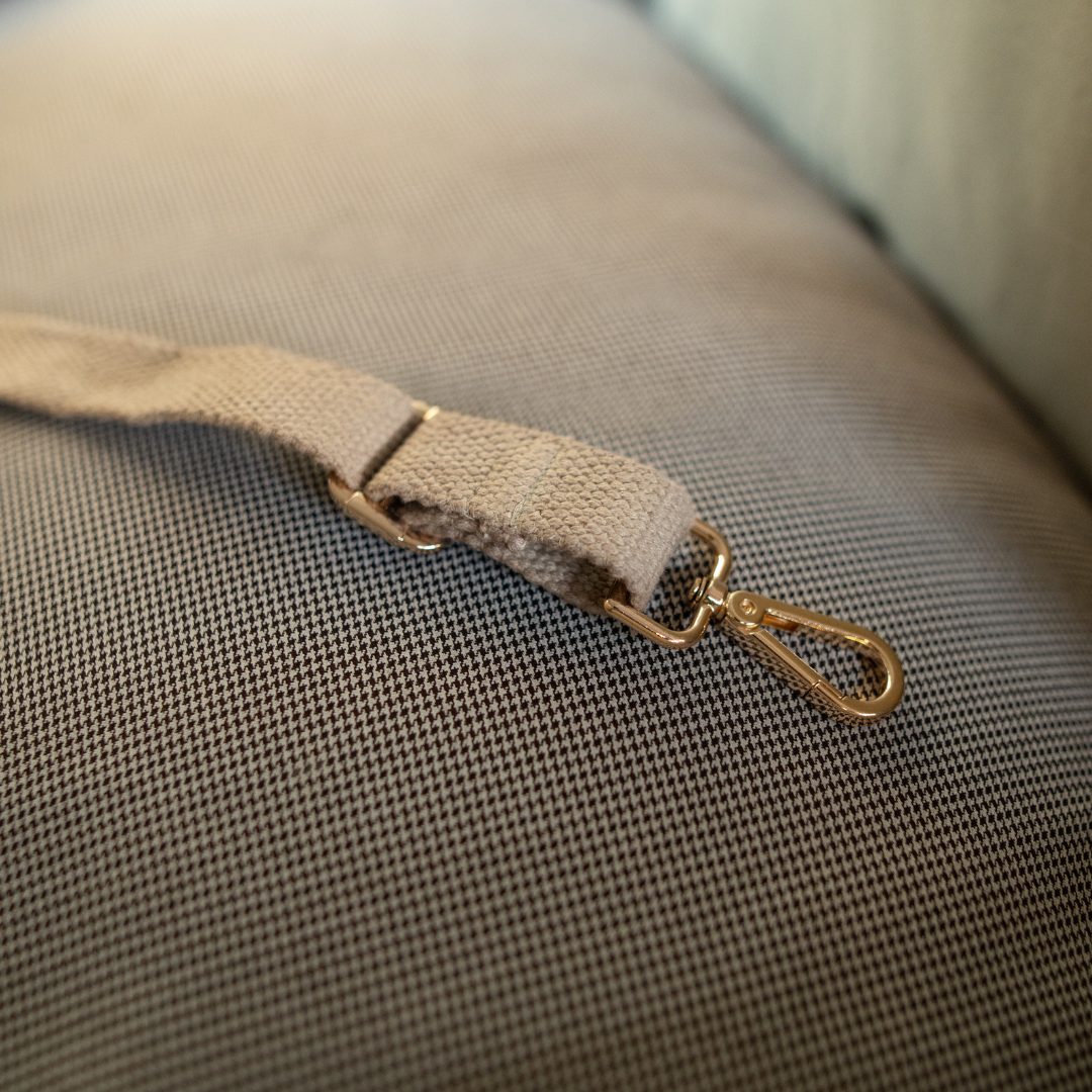 Safety Car Seat harness for Dogs | Dog Travel beds online Dubai