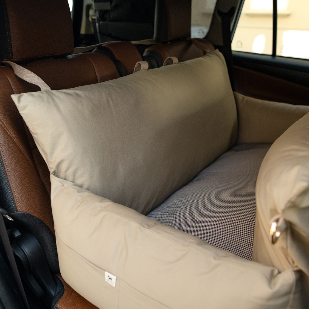 Medium Dog Beds Dubai | Dog Beds for Car | Online Pet Store Dubai