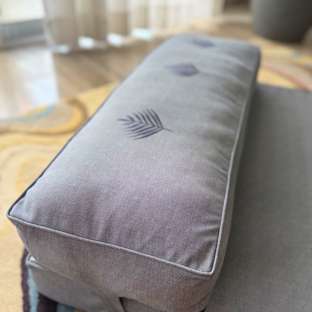 Orthopaedic dog beds Dubai| Memory foam dog beds Dubai| Memory foam dog sofa bed Dubai| PoochMate UAE memory Foam Dog bed