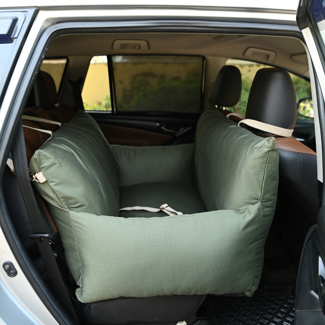 Dog Car Seats online in Dubai | Online pet stores Dubai