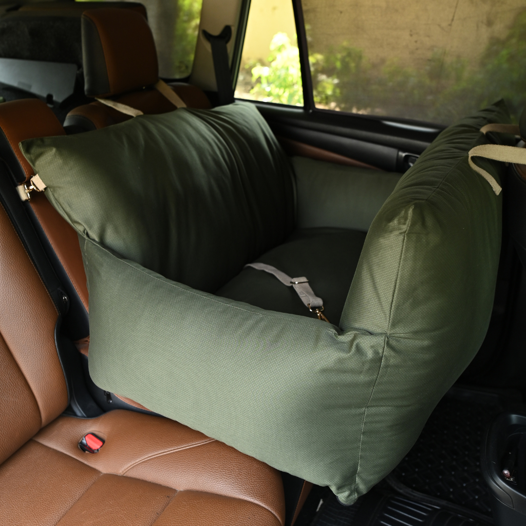 Medium Dog Travel beds | PoochMate UAE Dog Travel bed