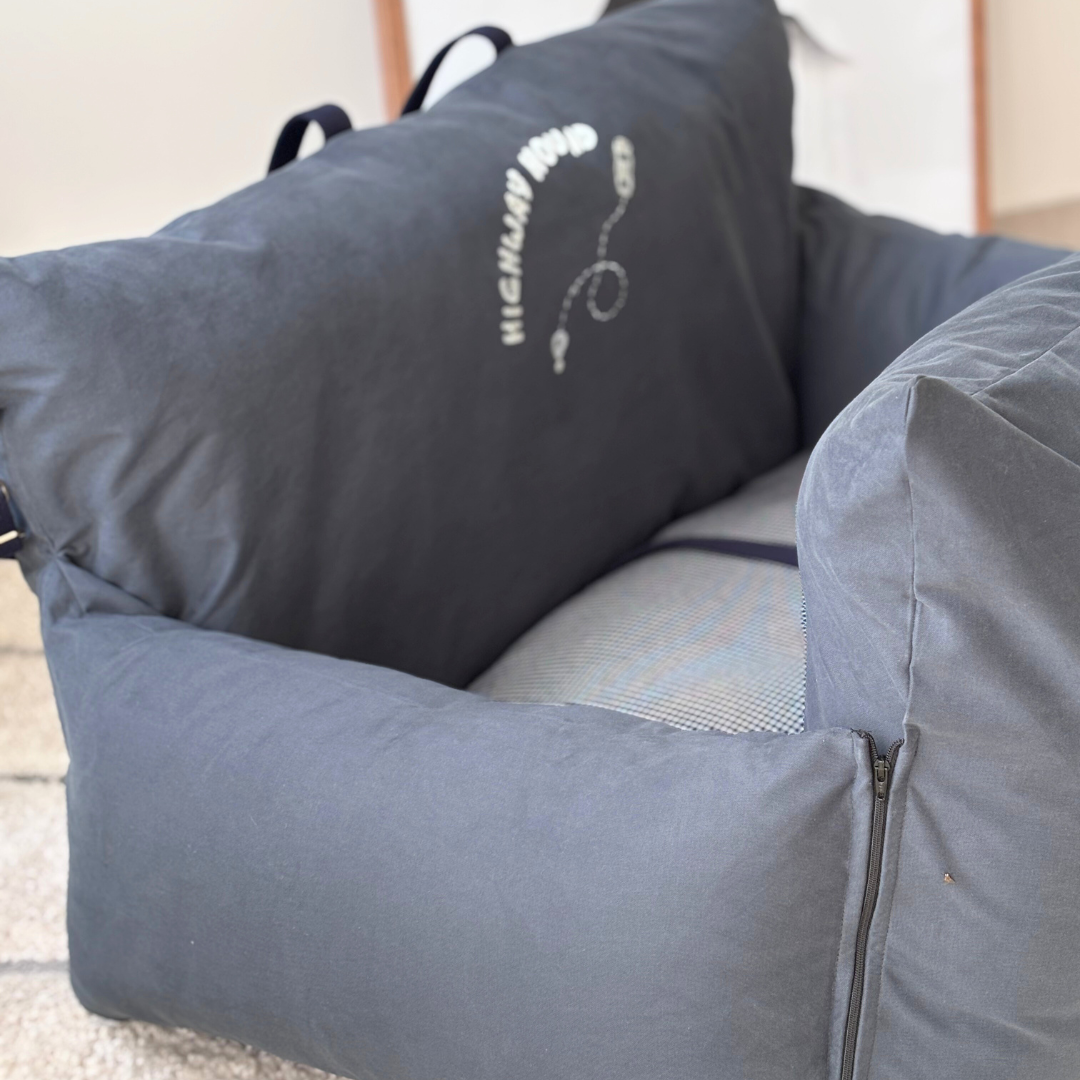 Dog Car Seats online Dubai | Dog Car Seats Abu Dhabi | ravel Dog Beds | PoochMate Travel Beds