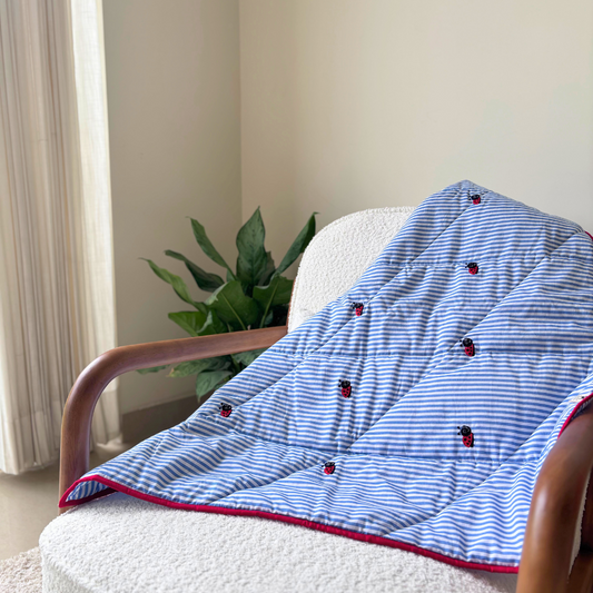  PoochMate UAE Beds | Cotton Dog blankets Dubai | Cotton Pet blankets UAE | Soft dog blankets Dubai