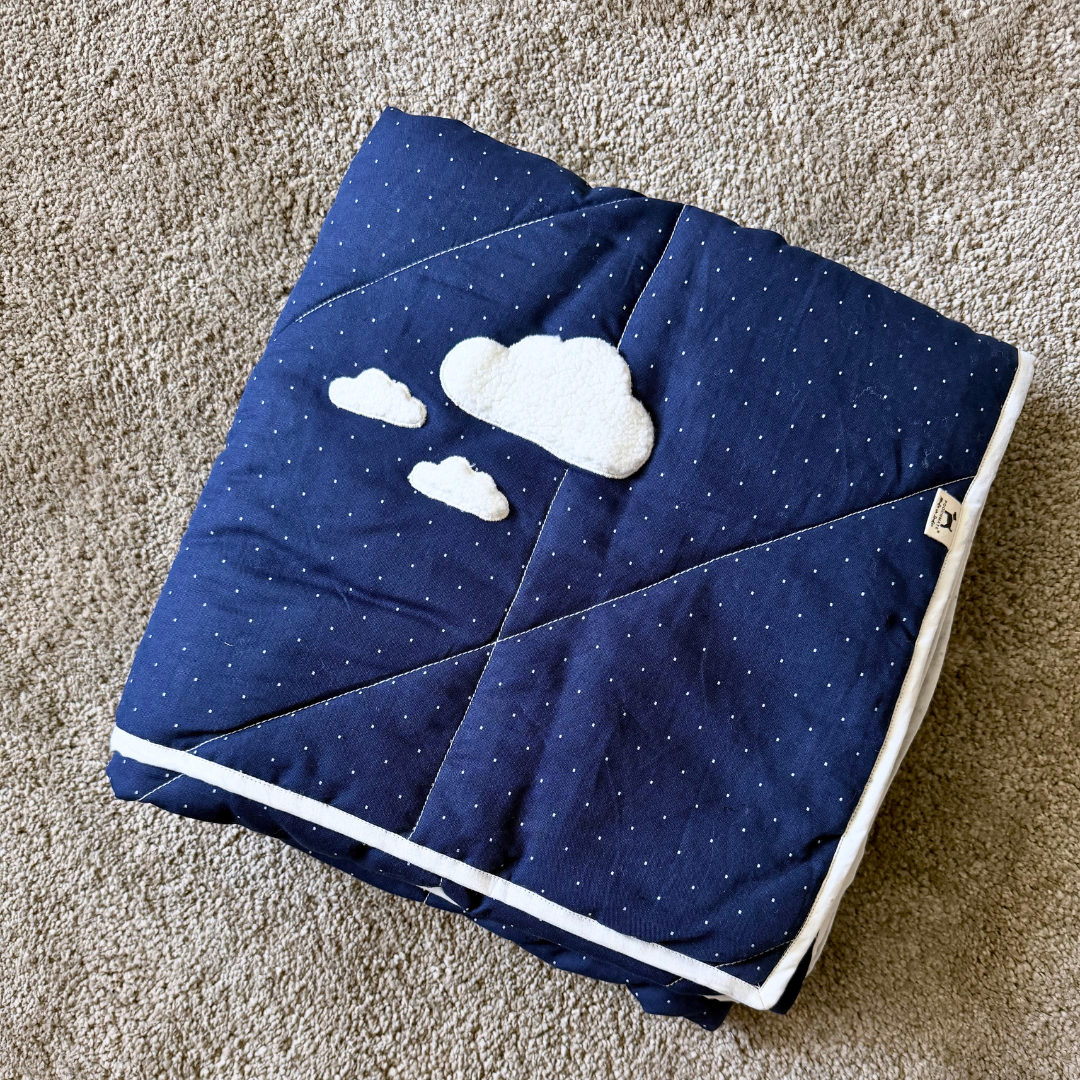 Cotton Dog Blankets Dubai | Soft Puppy Blankets | Washable dog blankets Dubai | Dog Blanket for bed
