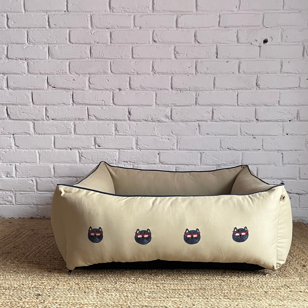 PoochMate OAK 3.0 :  Nerdy Cats Beige & Blue Bolster Dog Bed : Medium