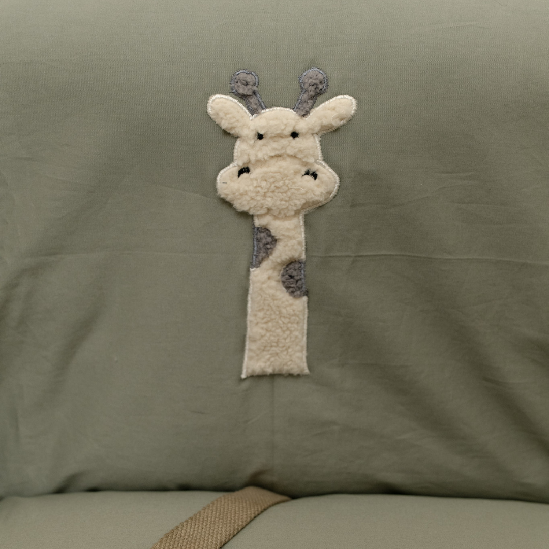 OAK BOHO Holiday Travel Bed for Small Dogs : Mint Giraffe
