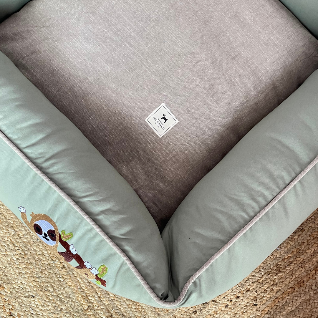 PoochMate OAK 3.0 :  Lazy Sloth Sage & Beige Linen Bolster Dog Bed : Medium