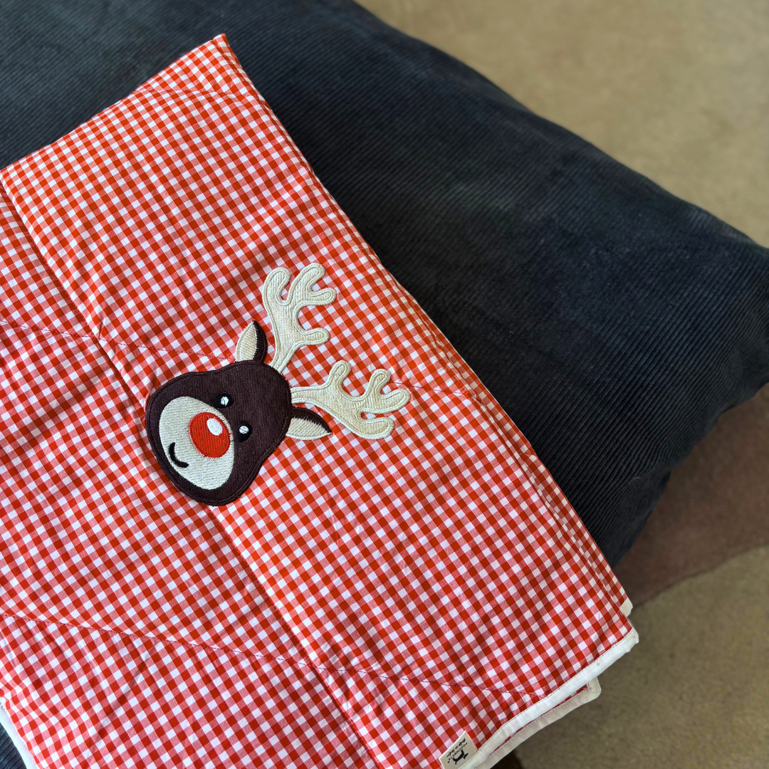 Cotton blankets for dogs | Large dog blankets Dubai | PoochMate Beds