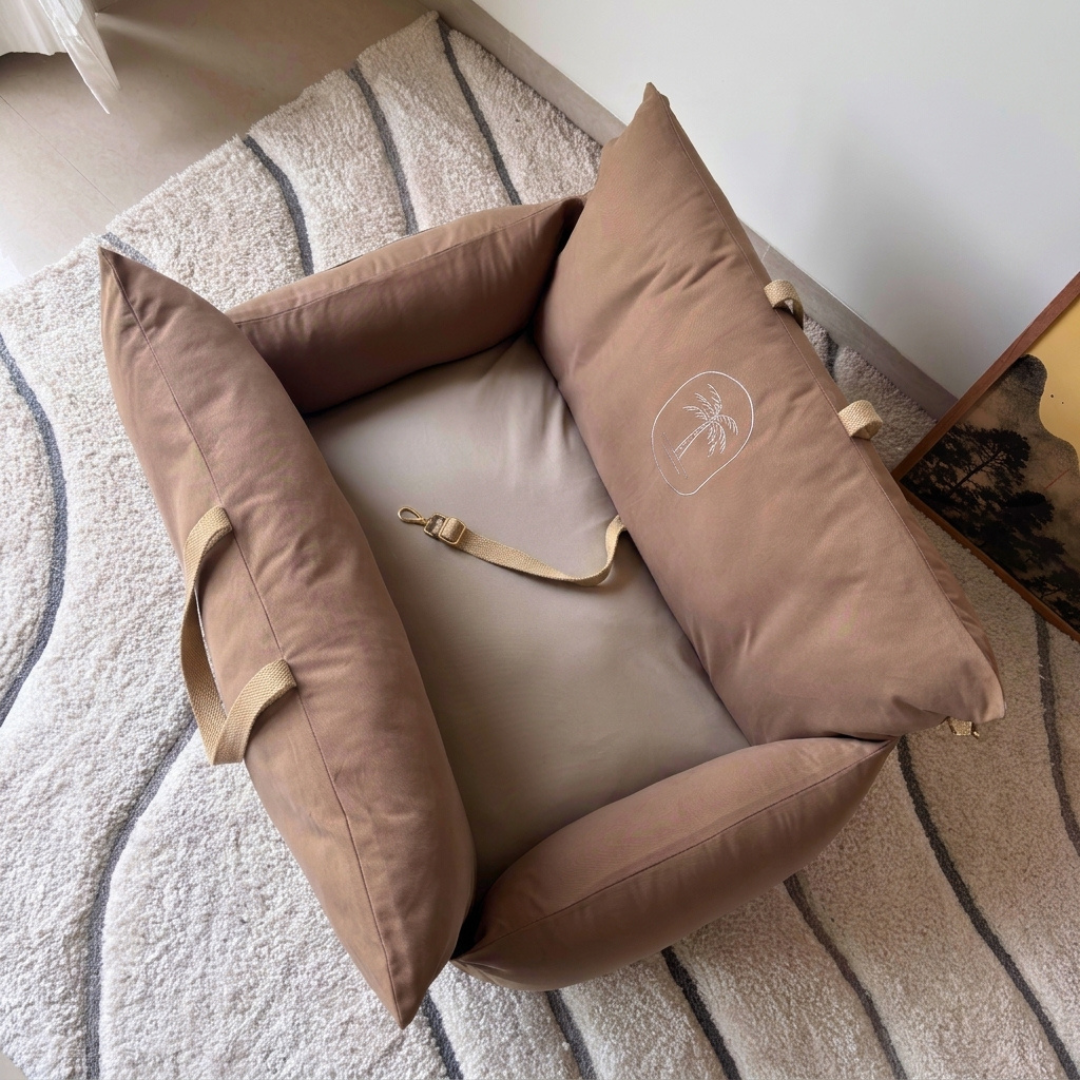Dog Car Seats online Dubai | Dog Car Seats Abu Dhabi | ravel Dog Beds | PoochMate Travel Beds