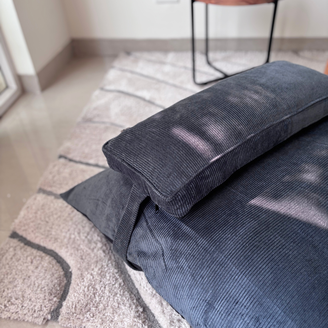 Flat Dog Beds Dubai | Dog bed with washable covers | Best dog beds online Dubai