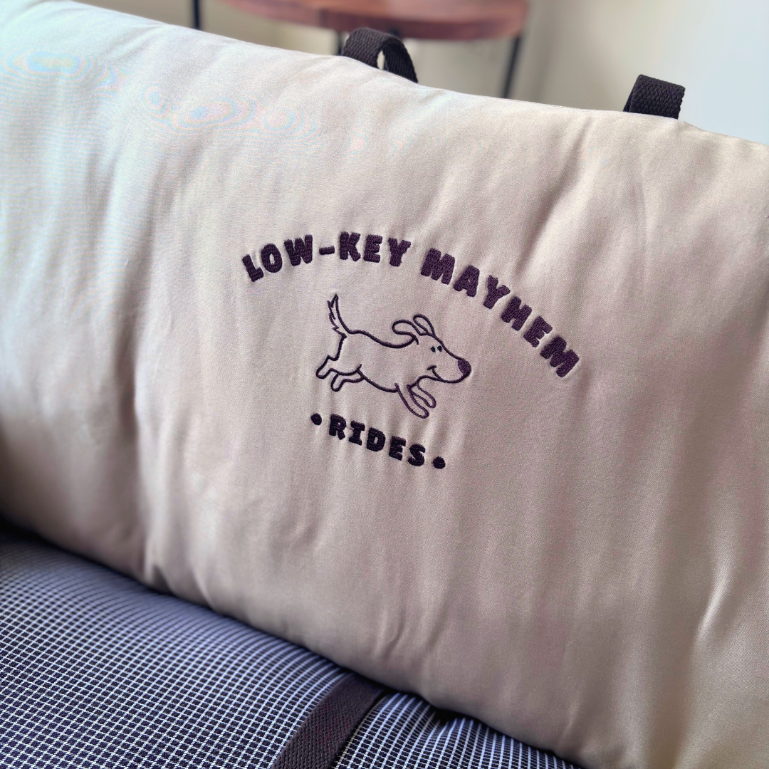 PoochMate UAE| Travel Dog Beds | Car seats for large dogs Dubai| Dog Travel beds UAE