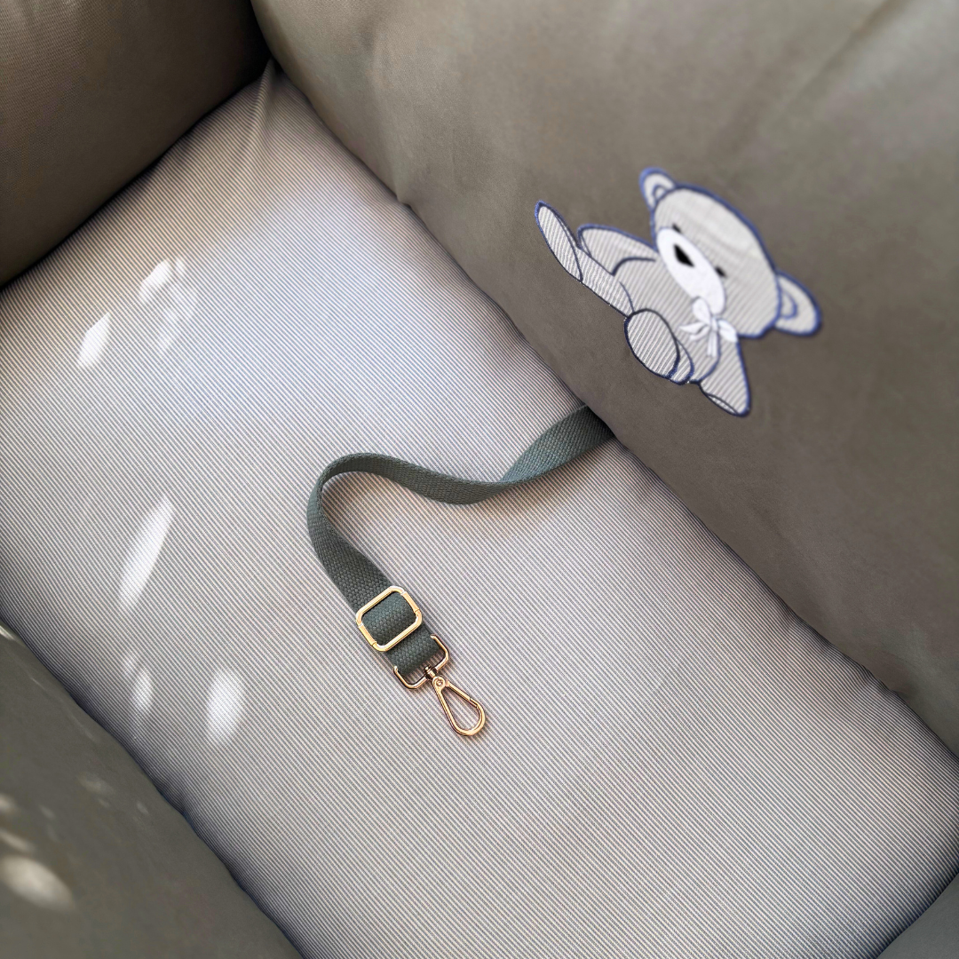 Travel Dog beds | Dog Car Seats online Dubai | Car seats for large dogs Dubai 