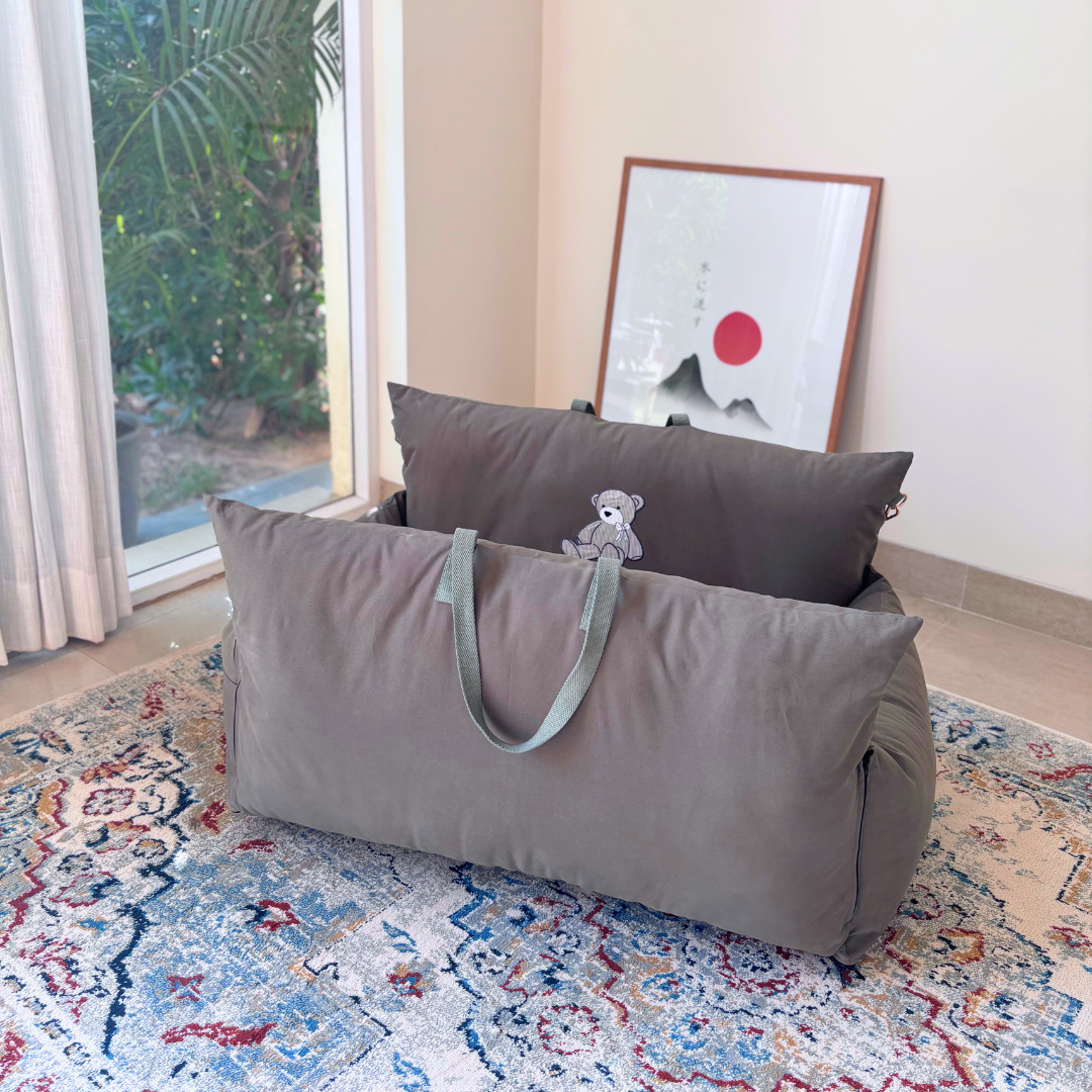 Pet Travel Beds Dubai | Pet Car Seats Dubai | Large dog car seat covers | Best car seats for dogs Dubai