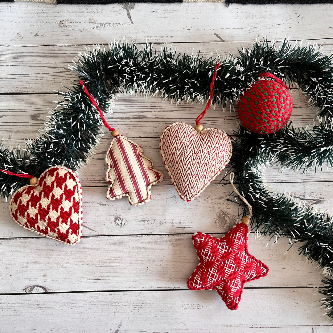 Christmas Tree ornaments online Dubai | Shop christmas gifts online in UAE